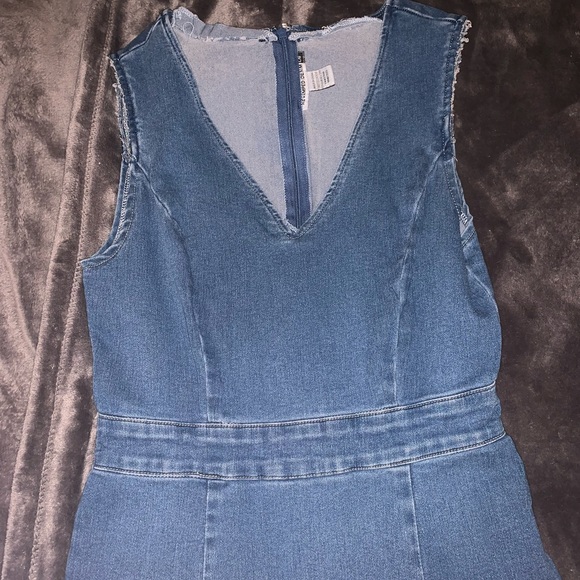 Tight jean dress - Picture 2 of 5
